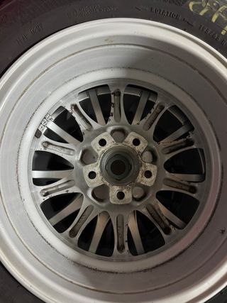 Llantas Aluminio cubiertas de Nieve 195/65/15 VW