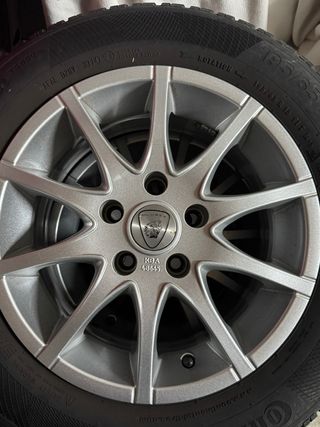 Llantas Aluminio cubiertas de Nieve 195/65/15 VW
