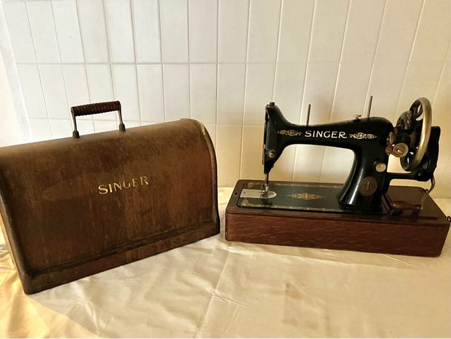 MAQUINA DE COSER ANTIGUA SINGER