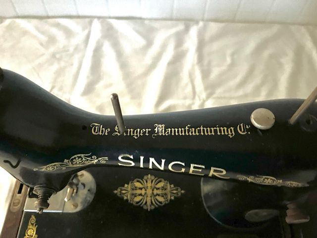 MAQUINA DE COSER ANTIGUA SINGER