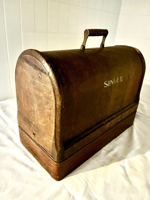 MAQUINA DE COSER ANTIGUA SINGER