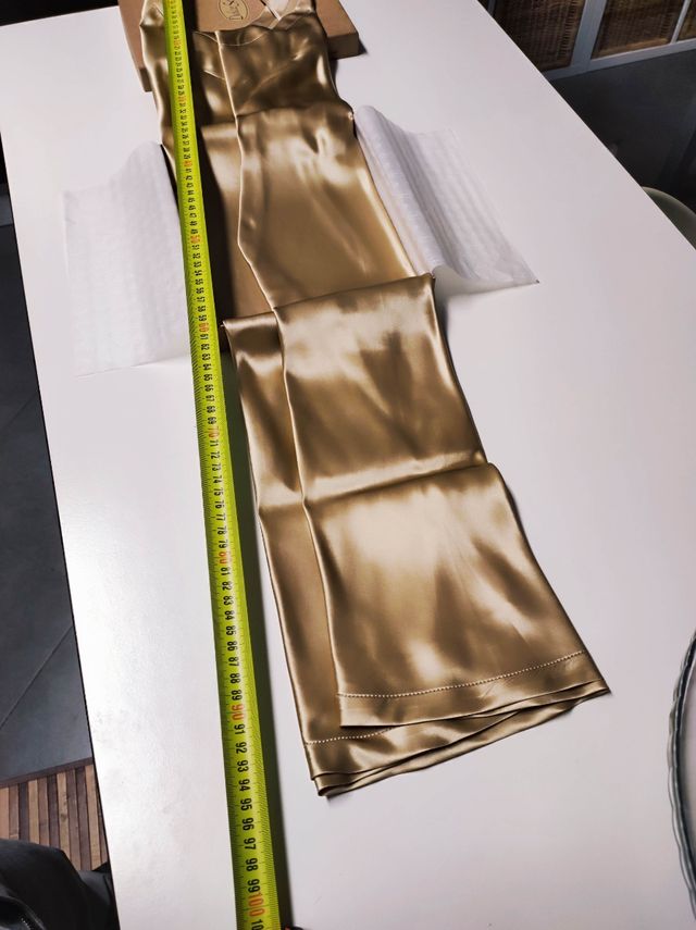 Sottoveste tg 50, pura seta dorata