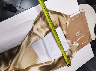 Sottoveste tg 50, pura seta dorata