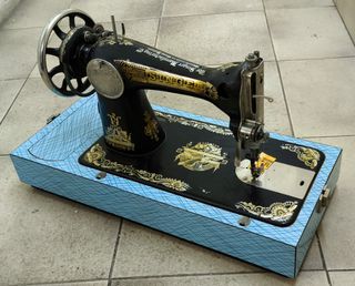 MÁQUINA DE COSER SINGER