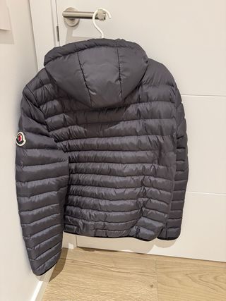 Plumifero Moncler gris talla XL