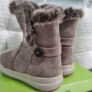 Botas marrones pelito 