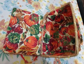 Costurero vintage mimbre