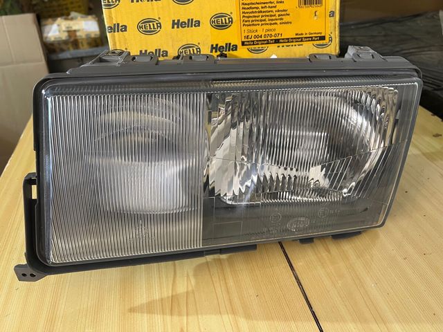 Faro Optica Mercedes W201.NUEVO HELLA