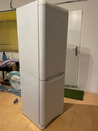 Nevera Indesit non frost