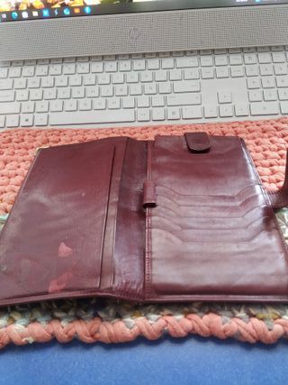 Cartera de piel