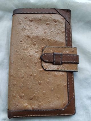 Cartera de piel
