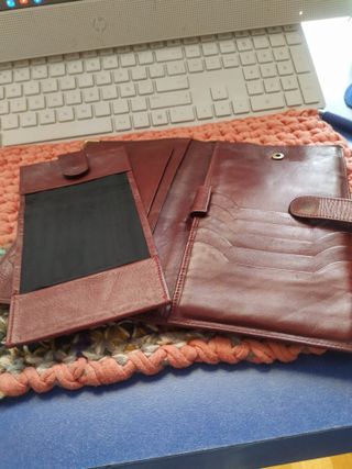 Cartera de piel