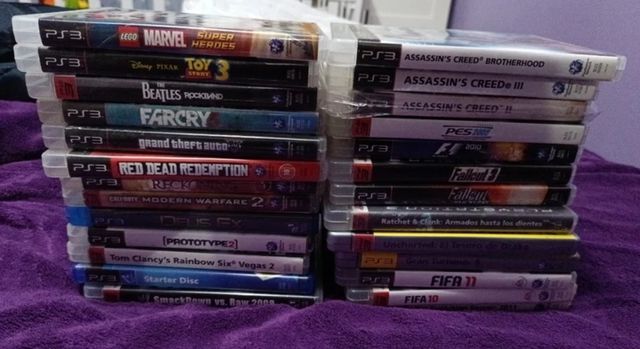 Consola Ps3 SuperSlim 500Gb y juegos