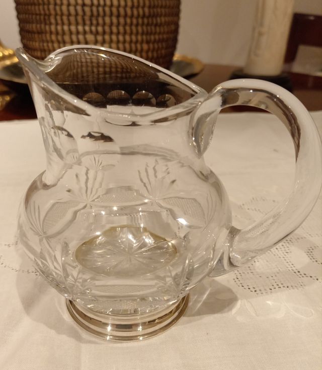 Jarrita de cristal tallada y plata 