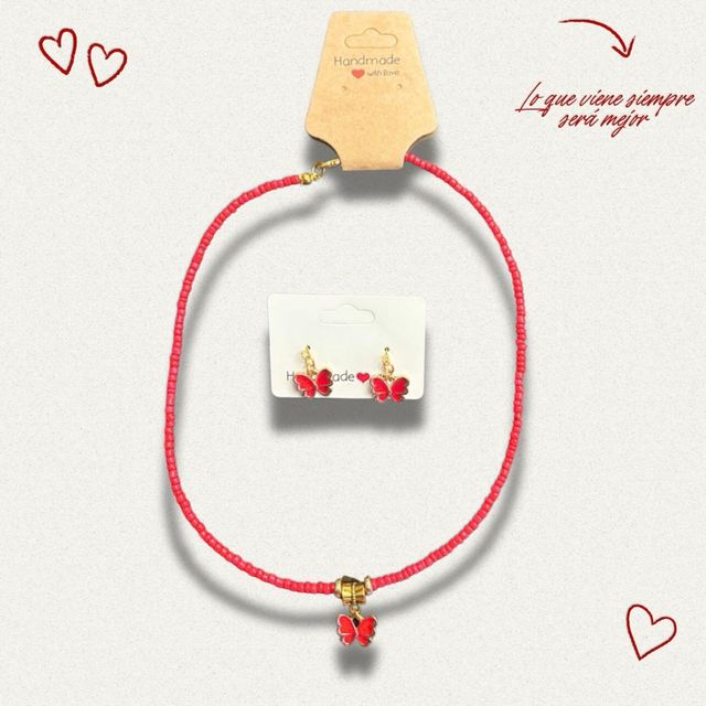 Conjunto de collar y pendientes