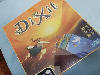 DIXIT juego de mesa NUEVO