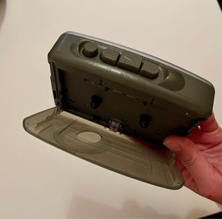 Walkman Sony radio antiguo con pilas