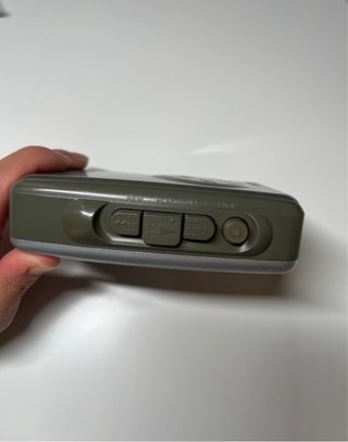 Walkman Sony radio antiguo con pilas