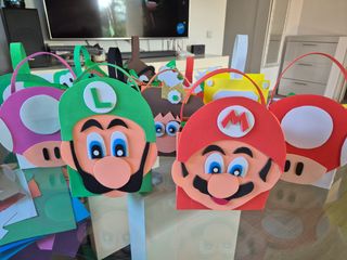 Piñatas y dulceros par cumpleaños