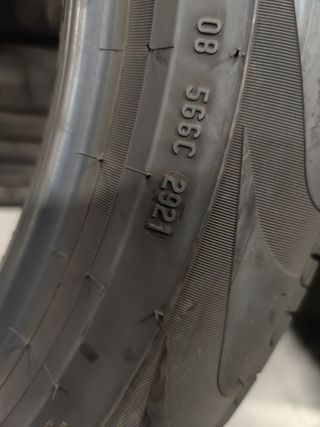 235-55R19 101V Pirelli ScorpionVerde 