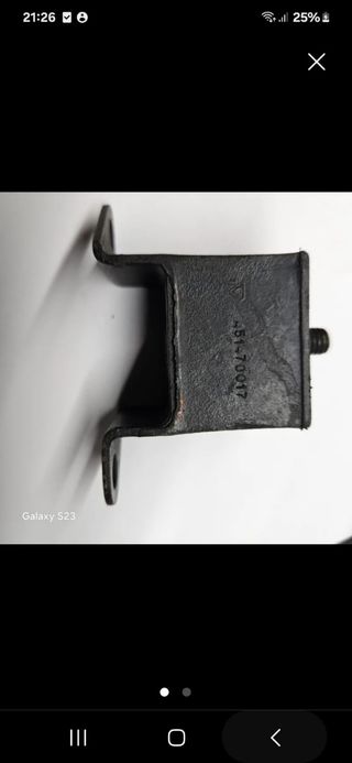 Soporte tubo escape Mini