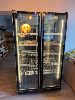 Neveras expositoras premium LED 3 puertas