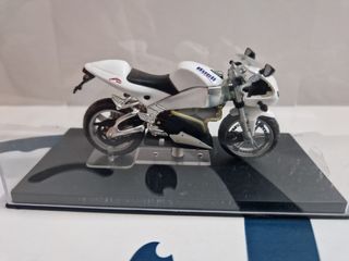 BUELL FIREBOLT XB9R A ESCALA