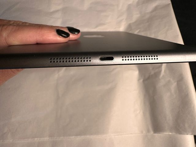 APLLE iPad Mini 1 WiFi em cinzento sideral