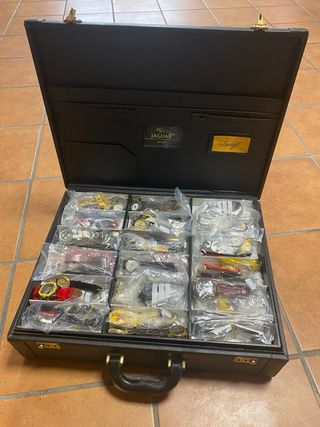 GIGANTESCO LOTE DE RELOJES