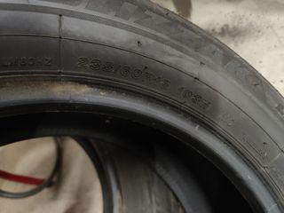 235-60R18 103H Bridgestone 4415