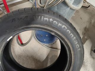 235-60R18 107H Continental invierno 