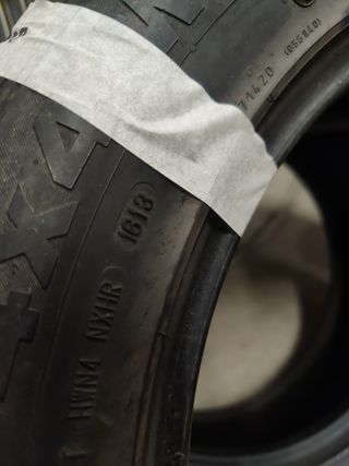 235-60R18 107H Continental invierno 