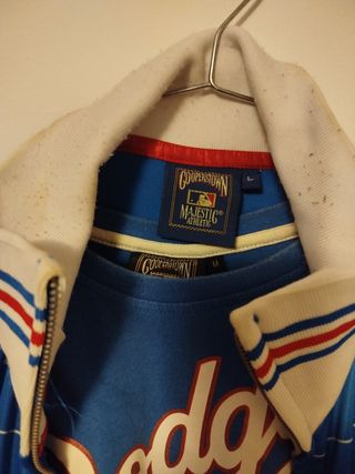 chandal y camiseta Beisbol