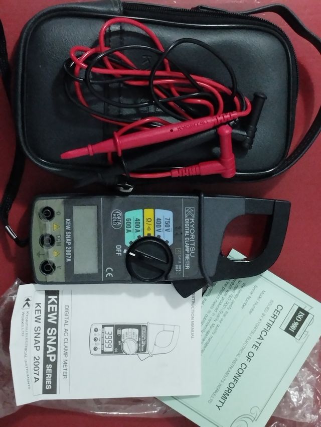 Pinza amperimétrica