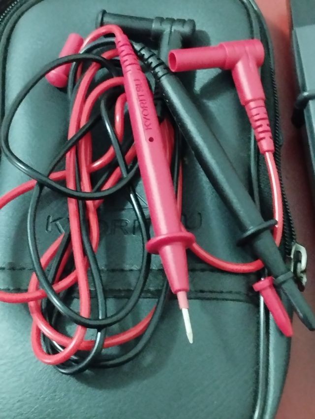 Pinza amperimétrica