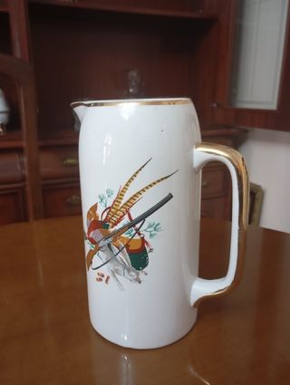 Jarra y jarritas de cerámica Cartuja.