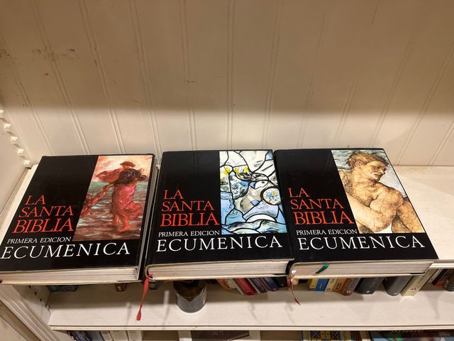 Trilogía de la Santa Biblia