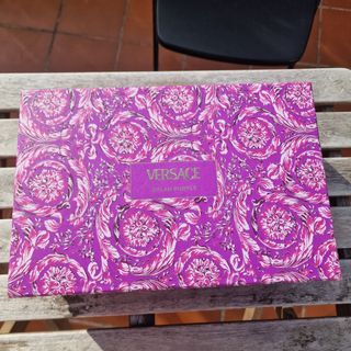 Caja cartón Versace 