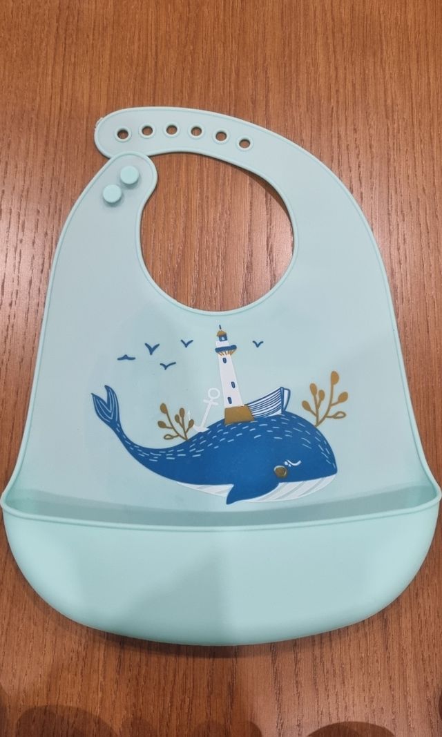 Pack 3 Baberos y Plato silicona cangrejo