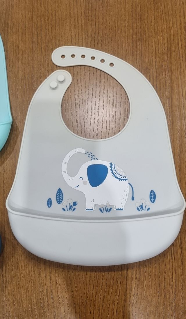 Pack 3 Baberos y Plato silicona cangrejo