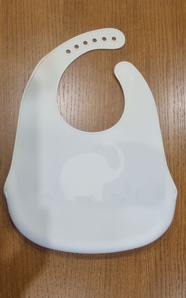 Pack 3 Baberos y Plato silicona cangrejo