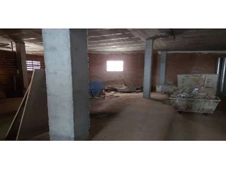 Local comercial en venta en Alcarràs