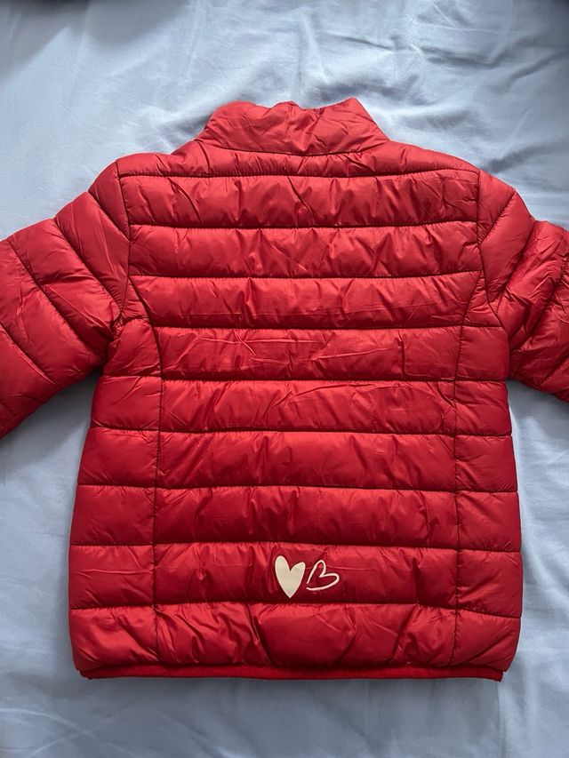 Chaqueta de plumas de niña