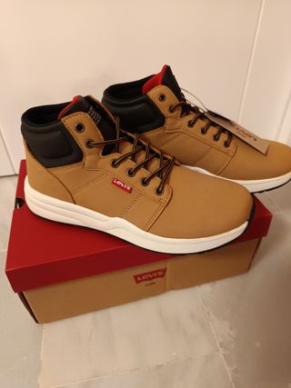 Botines Levis. Talla 38