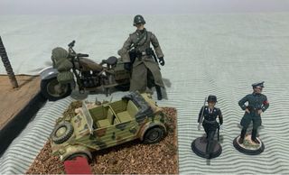 Tanque, vehículos y figuras militares