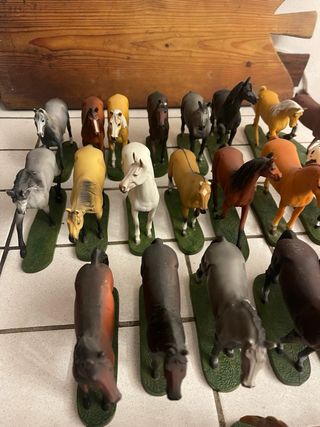 Cavallini in plastica