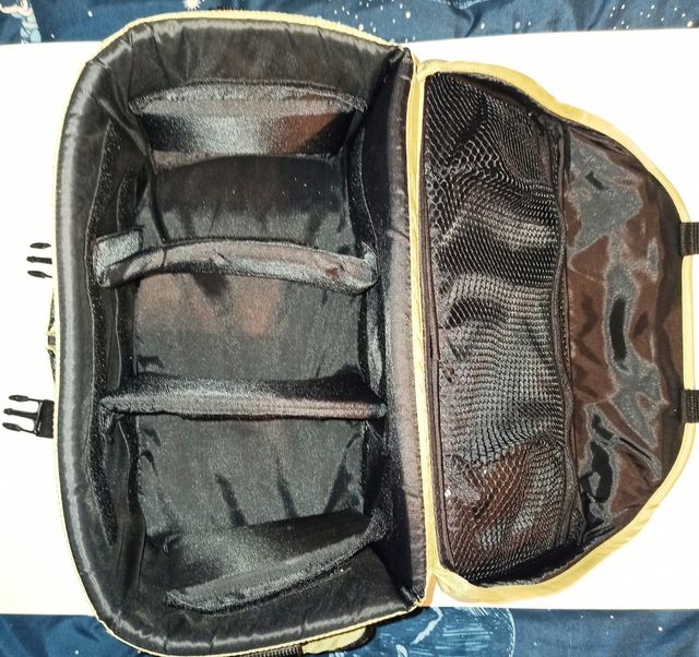 Cuerpo NIKON F65 MALETÍN NIKON 