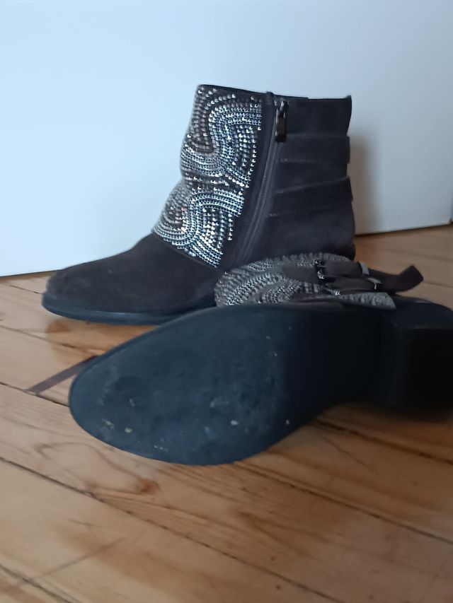 Botines marca  Alma en Pena