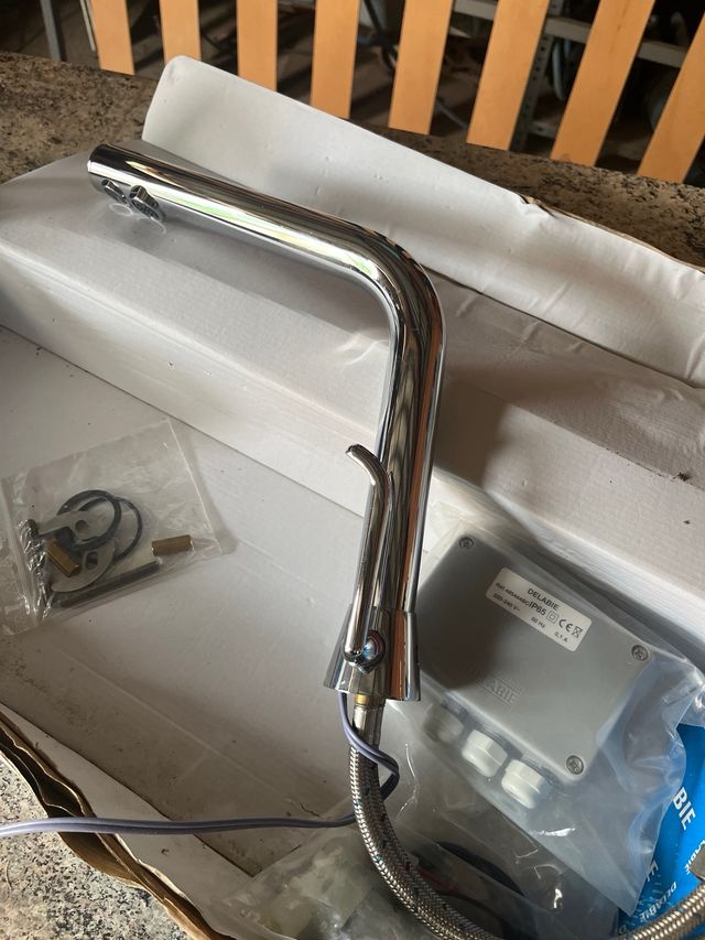 Grifo de lavabo automatico