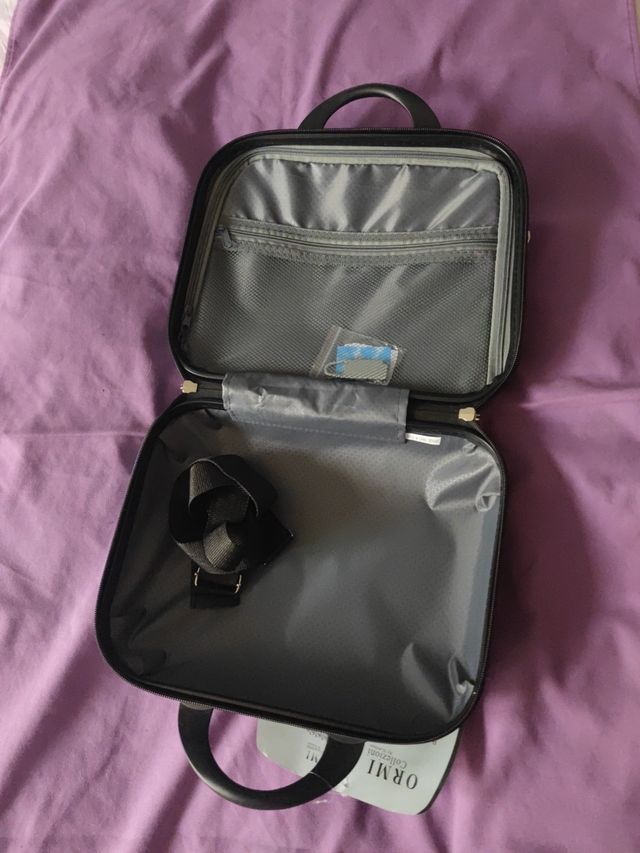 Beauty case rigido